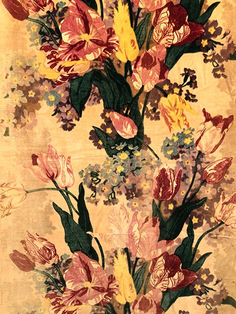 Tür aus bedrucktem Samt mit Blumendekor