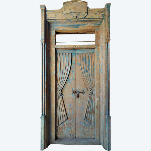 Exceptional Antique Draped Door Superb Patina In Very Good Condition Dreamlike Woodwork