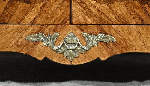 Piccola vetrina in palissandro, stile Luigi XV - Inizio XX secolo