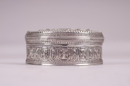 Scatola di lime mezza luna in argento Burma Betel Shan