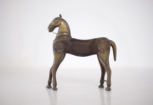 Cavallo del tempio di legno