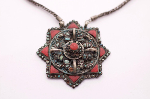 Pendentif Amulette Corail Turquoise