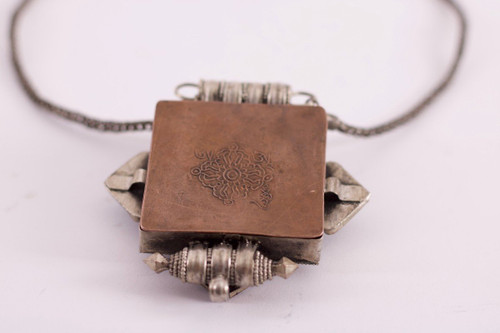 Ga'u Tibet Ancient Portable Reliquary