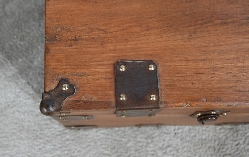 Marine trunk in solid teak - Late 19th century