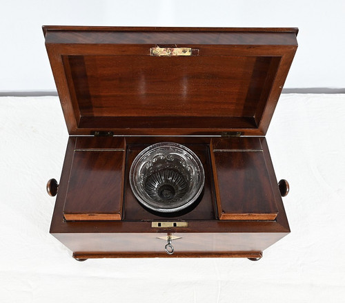 Rare English ''Tea Caddy'' in Mahogany - Mid 19th century