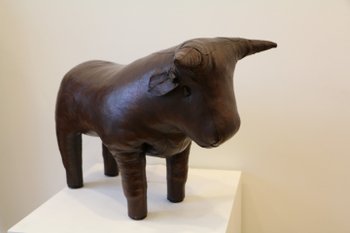 Dimitri OMERSA (1927-1985), repose-pied taureau
