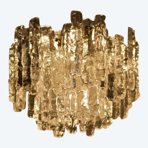 Kalmar “Ice Glass” chandelier.