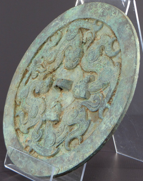 Cina, dinastia Qing, inizi del XIX secolo o precedenti, grande specchio funerario in bronzo.