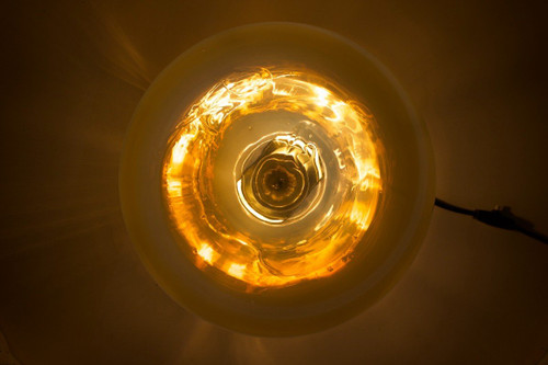 Lampe En Verre Soufflé Opalescent Doria.