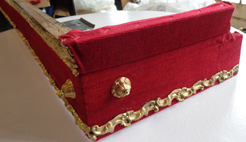 Coppia di mantovane in stile Luigi XVI, c. Napoleone III, Velluto Rosso, Ottone sbalzato