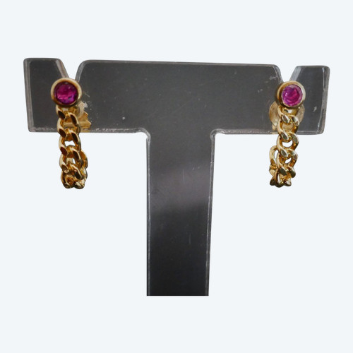 Boucles d'Oreilles Rubis, Or Jaune 18 Carats.