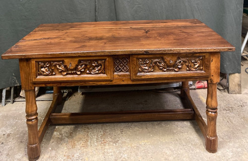 Louis XIV Spanish Desk Table 18th In Walnut