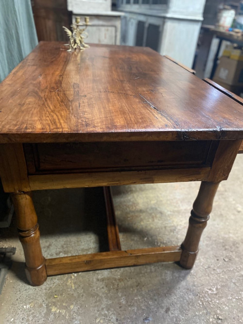 Louis XIV Spanish Desk Table 18th In Walnut