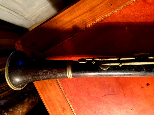  Bellissima coppia di clarinetti di fine '800 in palissandro scuro e bronzo nichelato di buona qualità
