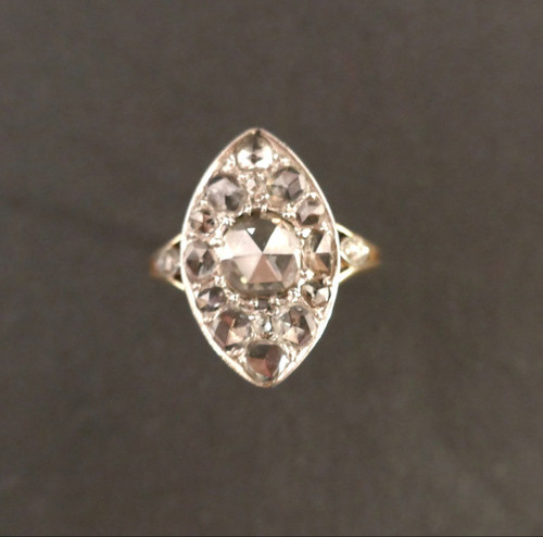 Bedeutender Marquise-Ring mit Diamanten im Rosenschliff, Gold und Platin.