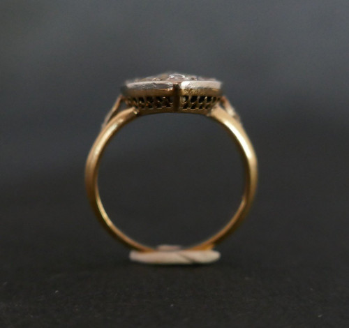 Bedeutender Marquise-Ring mit Diamanten im Rosenschliff, Gold und Platin.