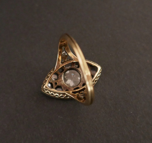Bedeutender Marquise-Ring mit Diamanten im Rosenschliff, Gold und Platin.