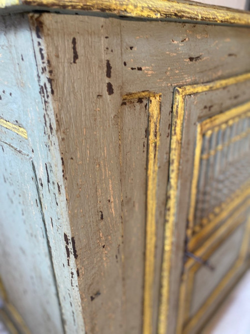 Buffet pantry 18th century south of France one door with small turned balusters