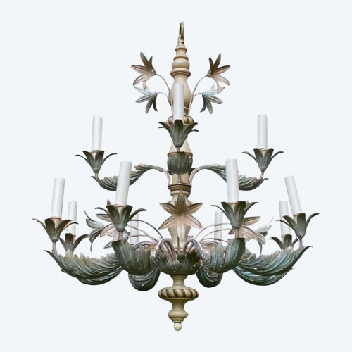 Lustre Maison Baguès En Bois Peint et Métal Repoussé