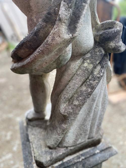 Putti (coppia) Su Base In Pietra Ricostituita XX Secolo