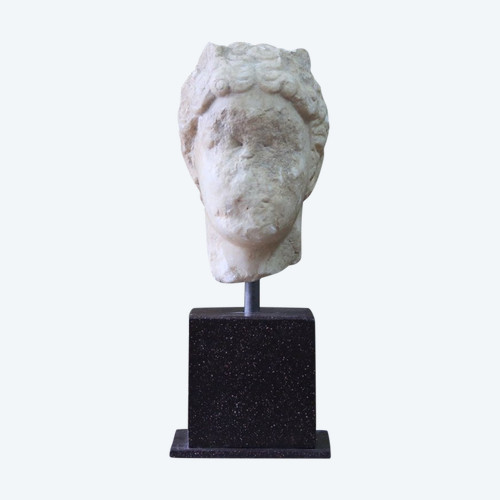 Tête de jeune homme sous les traits d’Hermès.