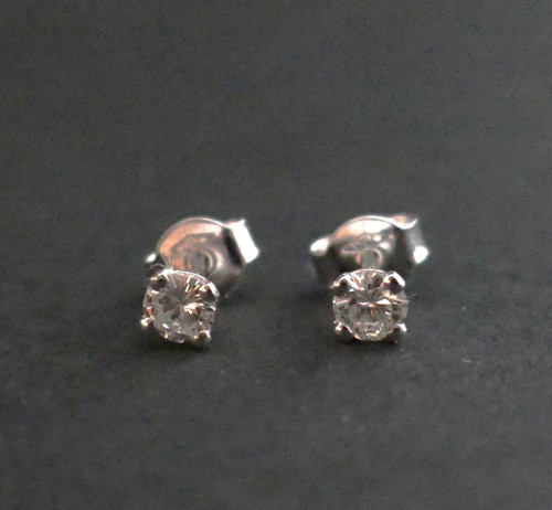 Diamant-Ohrstecker, 18 Karat Weißgold.