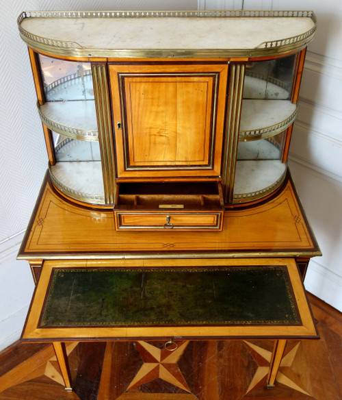 Louis XVI period Dame Dit Bonheur Du Jour desk, Lemonwood and Amaranth