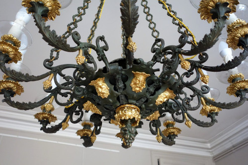 Large Duke's Chandelier In Patinated And Gilded Bronze, Restoration Period - 12 Lights