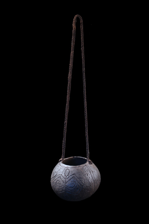 Noix de coco ciselée, coupe rituelle, art tribal, Océanie, art océanien, arts premiers, objet rituel
