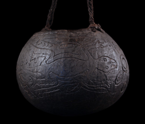 Noix de coco ciselée, coupe rituelle, art tribal, Océanie, art océanien, arts premiers, objet rituel