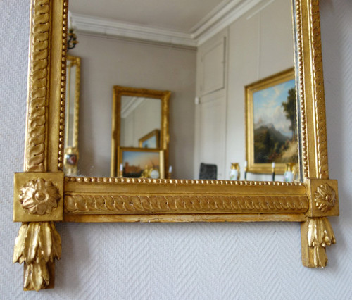Grand Miroir En Bois Doré d'époque Louis XVI, Modèle Provençal, Fronton à Trophée De Musique