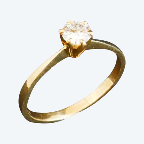 Diamant-Solitärring: 0,31 Karat.