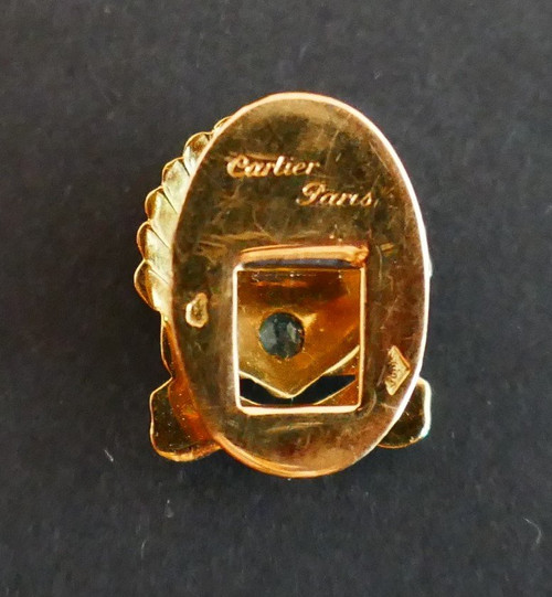 Cartier Boutonniere Scallop Shell 18 Karat Gold und Smaragd.