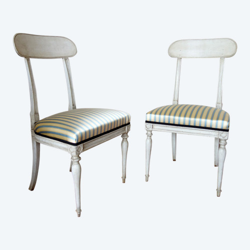 Pair of elegant Directoire-period etruscan chairs in the Jacob taste