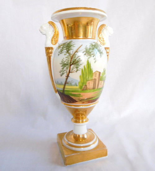 Empire Vase aus Pariser Porzellan mit Büsten Büsten von geflügelten Löwen - Italienische Landschaften 22cm