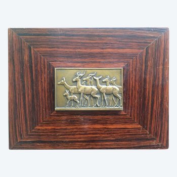 Box with animal medal. René Thénot.