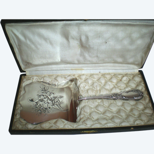 Lovely silver-plated asparagus scoop