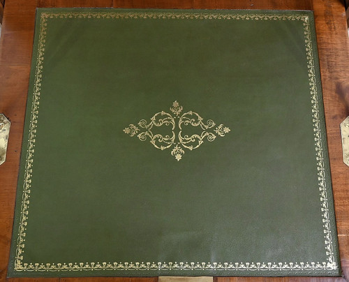 Petit Secrétaire Semainier Louis XVI Estampillé L.N. Malle, Faubourg Saint-Antoine – XVIIIe