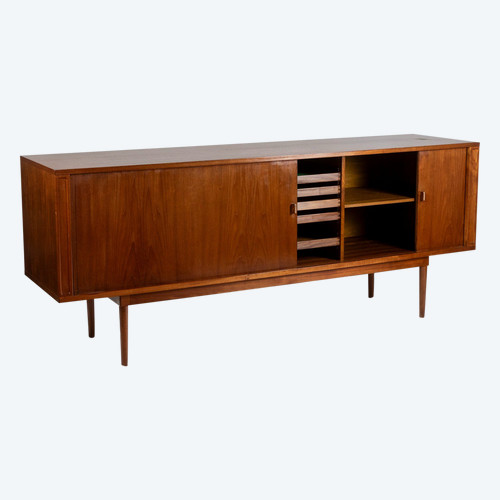 Peter Løvig Nielsen. Teak sideboard. 1970s