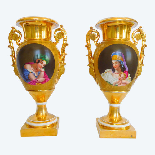 Fauveau Manufacture in Paris - Pair Of Large Empire Ornamental Vases In Golden Porcelain, 36cm