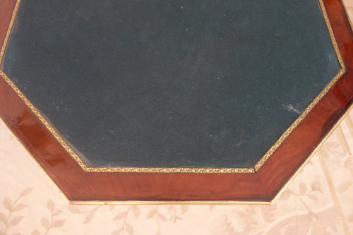 Table à jeu guéridon octogonal d'époque Directoire en acajou et ébène, fin XVIIIe siècle