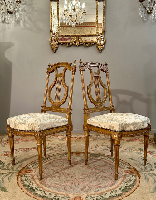 Paire De Chaises Lyre En Bois Doré De Style Louis XVI Epoque XIXème