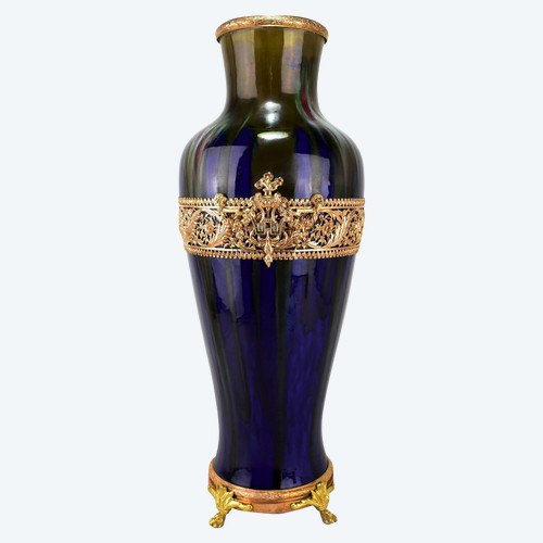 Grand Vase En Faience Et Bronze Doré. Fin XIXème