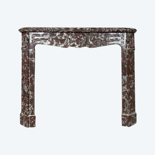 Cheminée en marbre rouge de style Louis XV fin 19ème siècle
