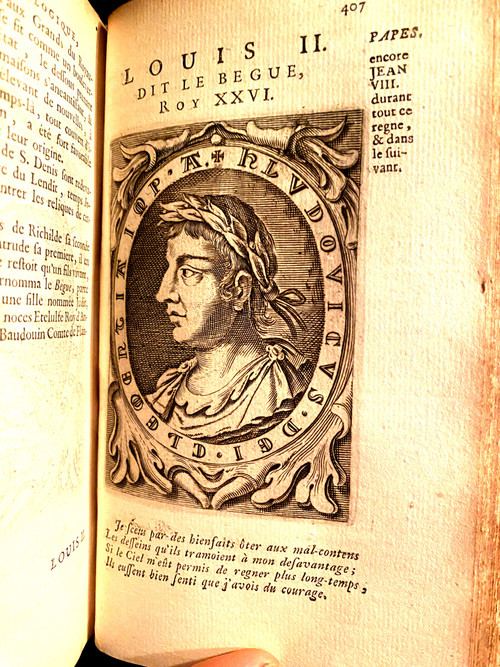 Chronological summary of the History of France by François de Mézeray, in 5 beautiful volumes in vellum from the time in Amsterdam Henri Schelte 1701