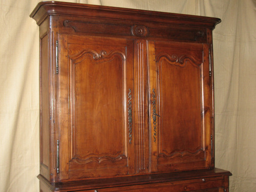 Credenza Charentes a due corpi in ciliegio massiccio, fine XVIII secolo, stile Luigi XV