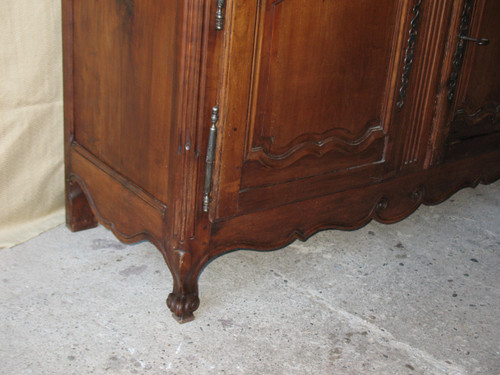 Credenza Charentes a due corpi in ciliegio massiccio, fine XVIII secolo, stile Luigi XV