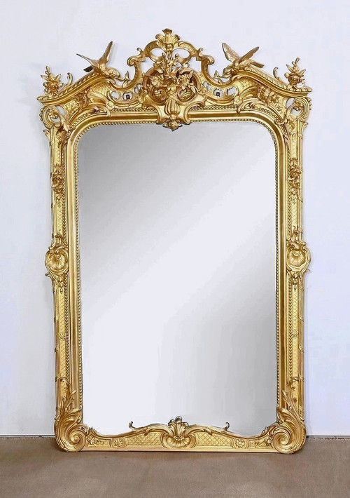 Important Miroir Louis XV en bois doré – Début XIXe