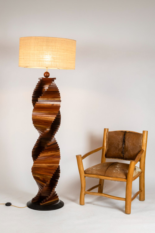 Base lampada scultorea in legno. Anni '80