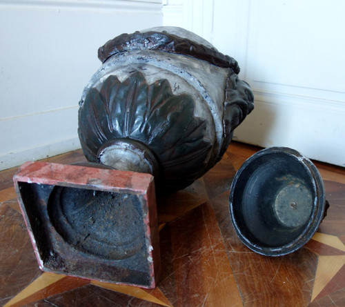 Large Covered Urn, ornamental vase in the Louis XVI style - Cast iron with Marble patina - 79cm